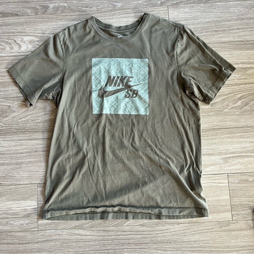 Nike SB Logo Tee